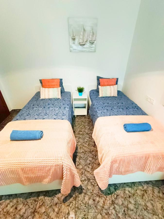 By Plaza Urquinaona Rooms Barcelona Exterior photo