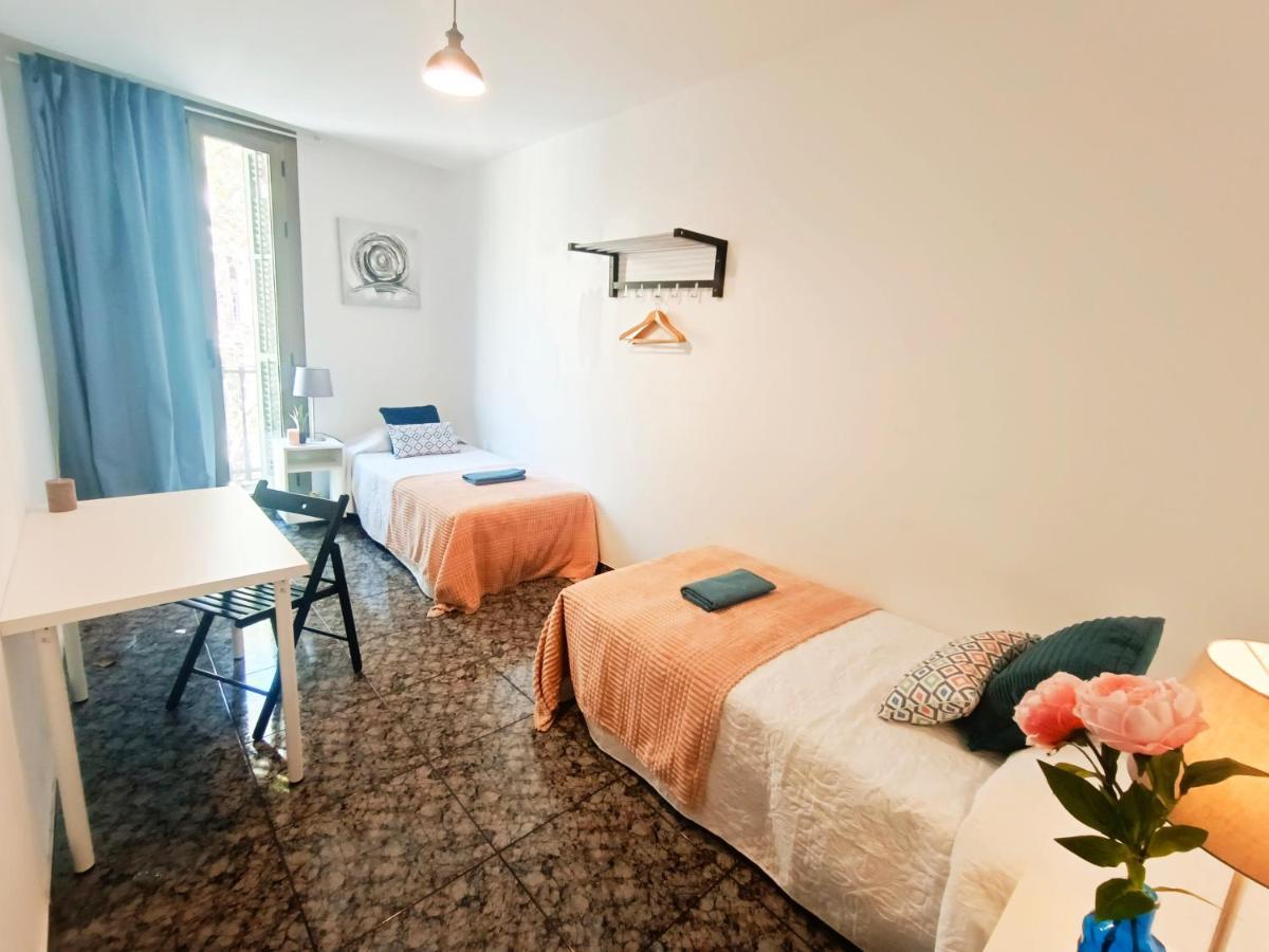 By Plaza Urquinaona Rooms Barcelona Exterior photo